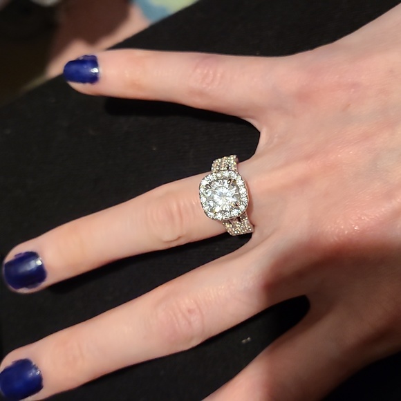 😍 GORGEOUS RING 💍 - Picture 3 of 4